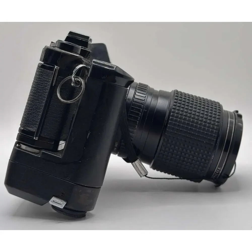 Olympus OM-1 35mm Film Camera w/ Tokina 35-105mm Lens Winder Case Tested Works